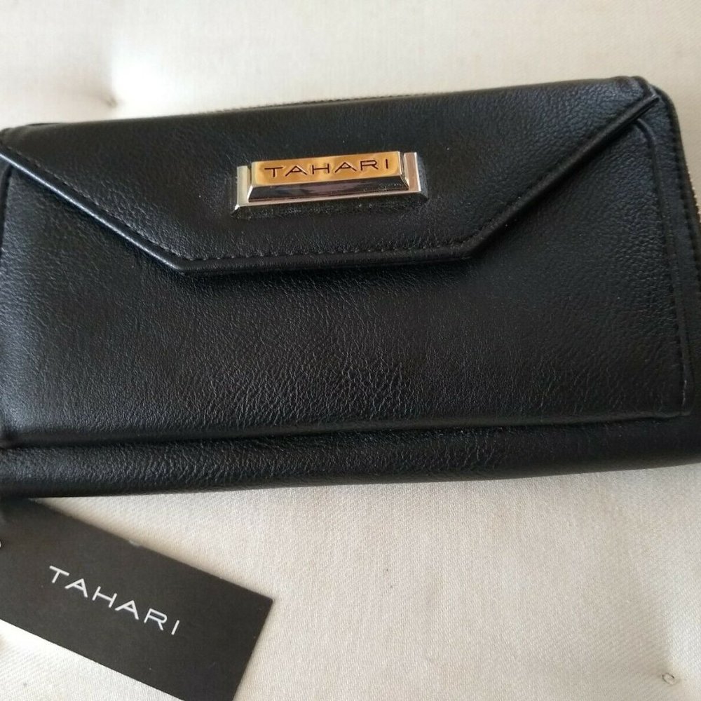 Tahari Women's Black Trendsetter Clutch Wallet Organizer with Wrist Strap NWT